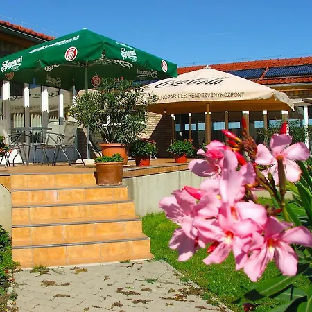 Palmajor Pihenopark Es Rendezvenykozpont *